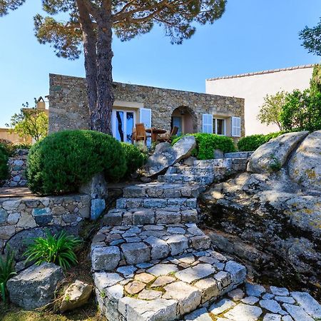 U Piazzale Villa Santa-Reparata-di-Balagna Eksteriør bilde