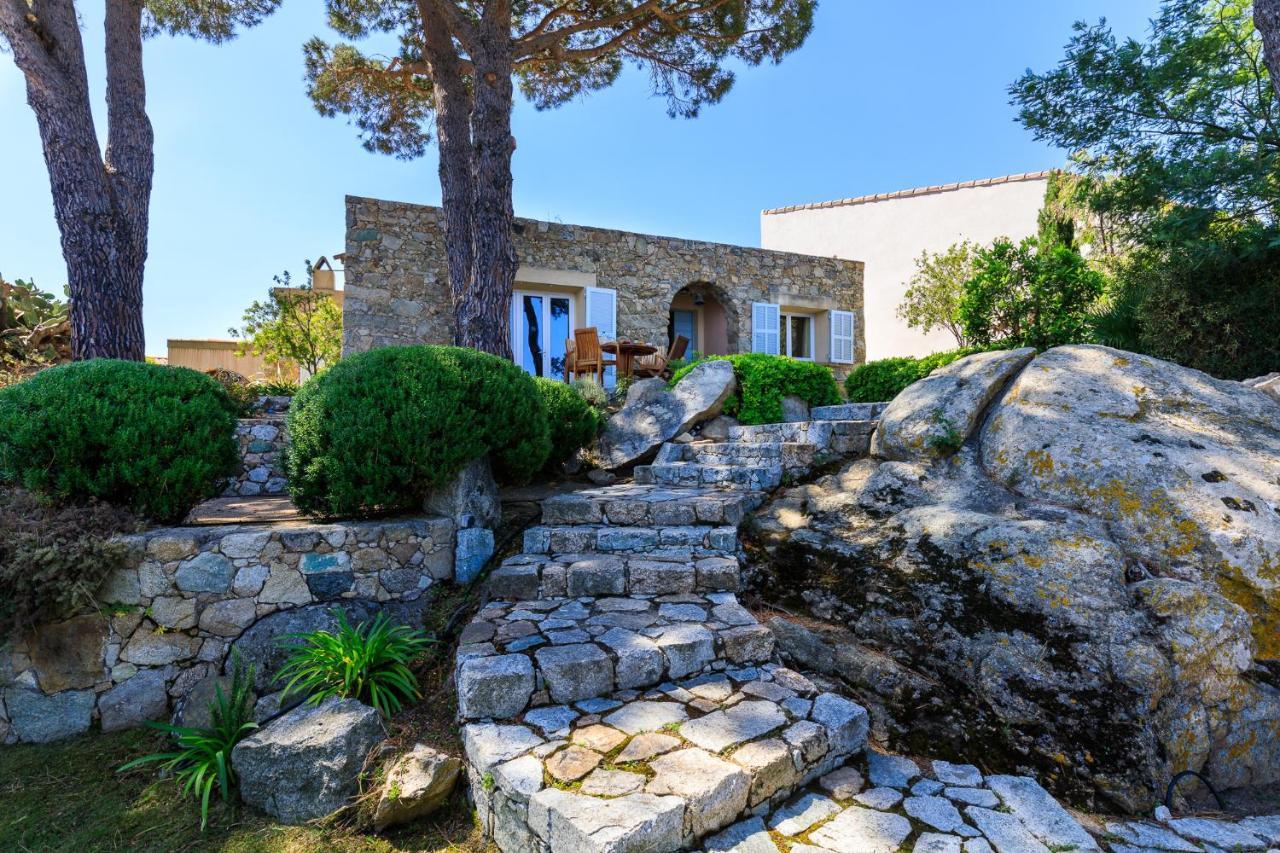 U Piazzale Villa Santa-Reparata-di-Balagna Eksteriør bilde